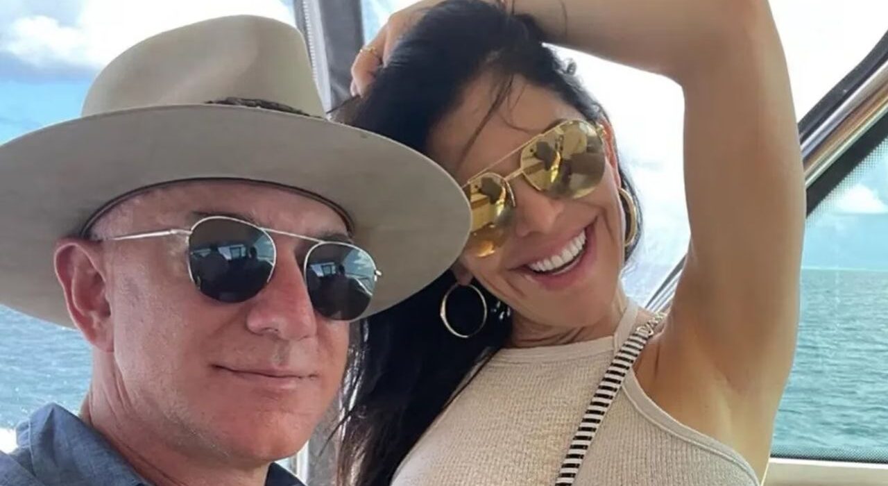 Jeff Bezos and Lauren Celebrate Engagement on Yacht in Italy