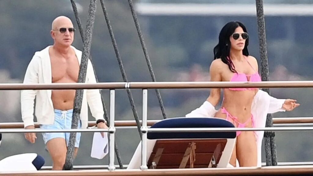 Jeff Bezos and Lauren Celebrate Engagement on Yacht in Italy